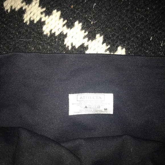 athleta high waisted spandex compression capris(M) - Picture 3 of 8